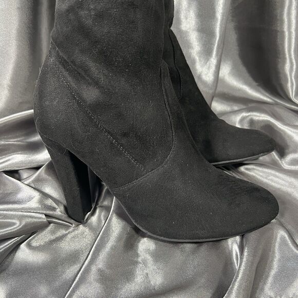 Steve Madden Gorgeous Size 8.5M Black Faux Suede High Heel Over The Knee Boots - Picture 3 of 16